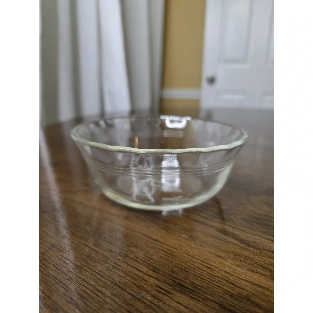 Vintage Corning Pyrex Scalloped 3 Ring Clear‎ Glass 464 Custard Cup Ramekin 10oz